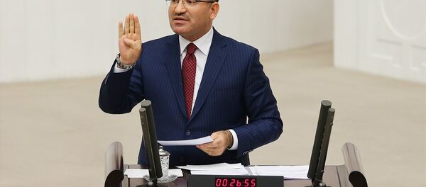 Başbakan Yardımcısı Bekir Bozdağ - Sputnik Türkiye