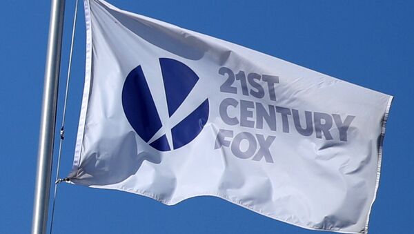 The Twenty-First Century Fox Studios bayrağı Los Angeles - Sputnik Türkiye