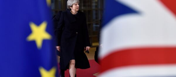 İngiltere Başbakanı Theresa May - Sputnik Türkiye