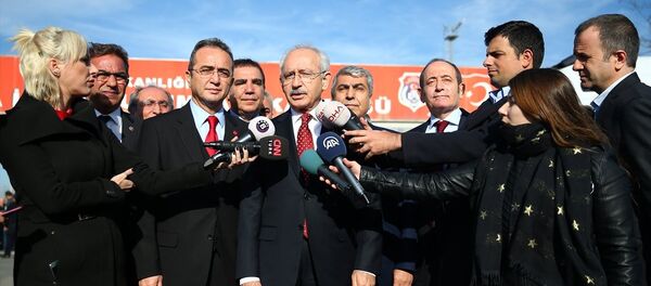 Kemal Kılıçdaroğlu, Enis Berberoğlu'nu ziyaret etti - Sputnik Türkiye