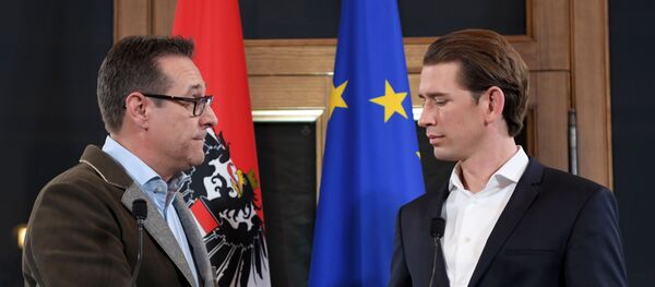Strache Kurz koalisyon Strache Kurz koalisyon - Sputnik Türkiye