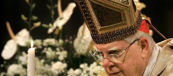 Kardinal Bernard Law - Sputnik Türkiye