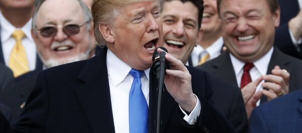 Trump Beyaz Saray vergi reformu kutlaması Trump Beyaz Saray vergi reformu kutlaması - Sputnik Türkiye