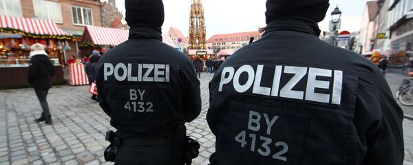 Alman polisi Noel pazarı Nürnberg Alman polisi Noel pazarı Nürnberg - Sputnik Türkiye