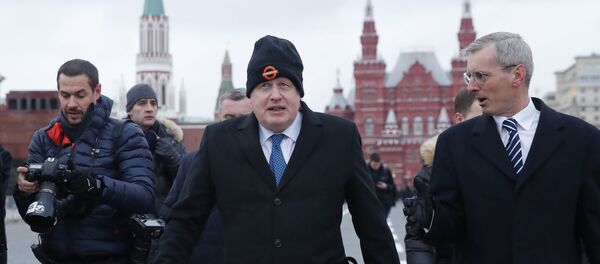 İngiltere Dışişleri Bakanı Boris Johnson, Kızıl Meydan'da - Sputnik Türkiye