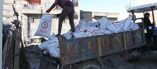 Kömür yardımı - Sputnik Türkiye