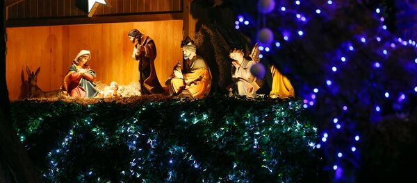 İzmir Noel ayini - Sputnik Türkiye