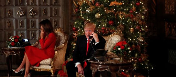 ABD Başkanı Donald Trump- First Lady Melania Trump-Noel - Sputnik Türkiye