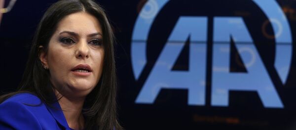 Jülide Sarıeroğlu - Sputnik Türkiye