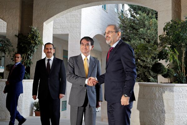  Japonya Dışişleri Bakanı Taro Kono ile Ürdünlü mevkidaşı Eymen Safadi  - Sputnik Türkiye