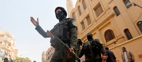 Mısır'ın başkenti Kahire'de Kıpti kilisesine düzenlenen saldırıyı IŞİD üstlendi - Sputnik Türkiye