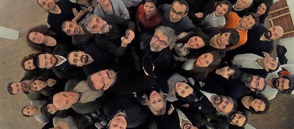 'Dışarıdaki Gazeteciler'den tutuklu meslektaşlarına yeni yıl selamı - Sputnik Türkiye