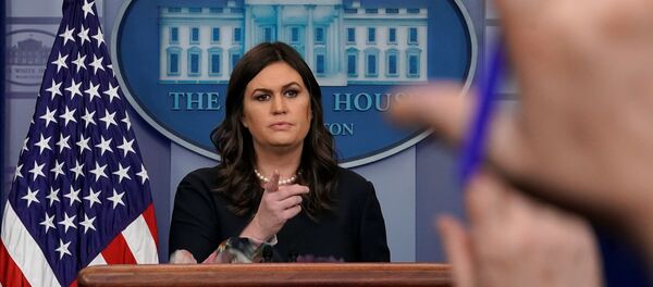Beyaz Saray Sözcüsü Sarah Sanders - Sputnik Türkiye