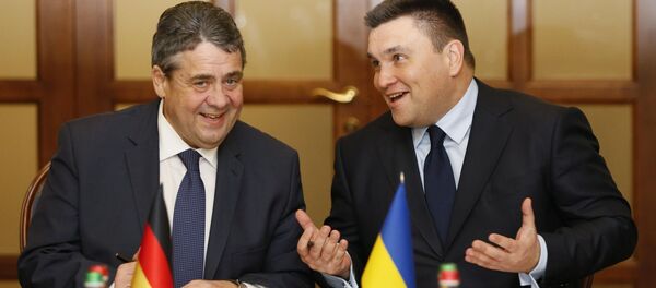 Almanya Dışişleri Bakanı Sigmar Gabriel ile Ukraynalı mevkidaşı Pavlo Klimkin - Sputnik Türkiye