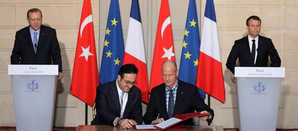 THY, Airbus'la 25 uçak için sözleşme imzaladı - Sputnik Türkiye