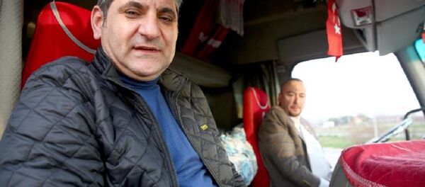 Aykut Erdoğdu - Özkan Yalım - Sputnik Türkiye