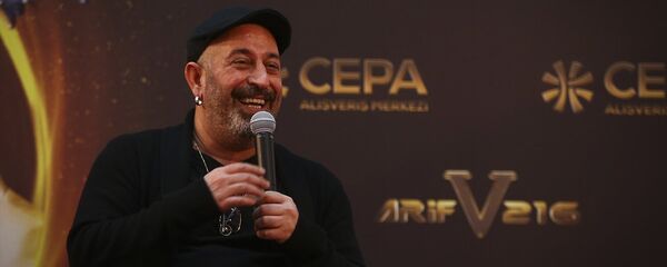 Cem Yılmaz Cem Yılmaz - Sputnik Türkiye