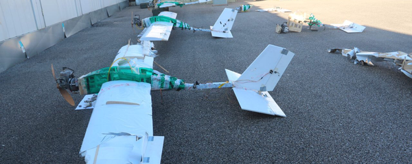 Rusya, teröristlerin Suriye’deki üslerine saldırısında kullandığı İHA’ların yeni fotoğraflarını yayınladı - Sputnik Türkiye