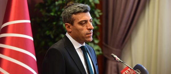 Cumhuriyet Halk Partisi Genel Başkan Yardımcısı Öztürk Yılmaz - Sputnik Türkiye