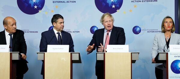 Brüksel'de Zarif ile buluşan Le Drian, Gabriel, Johnson, Mogherini - Sputnik Türkiye