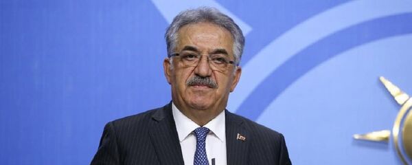 Hayati Yazıcı - Sputnik Türkiye