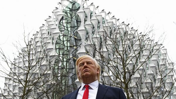 Madame Tussauds Müzesi balmumu Donald Trump heykeli ABD'nin yeni Londra Büyükelçiliği - Sputnik Türkiye