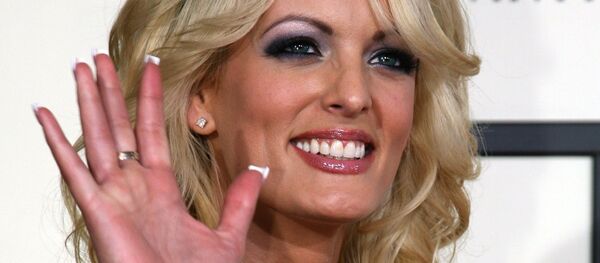 Porno yıldızı Stormy Daniels - Sputnik Türkiye