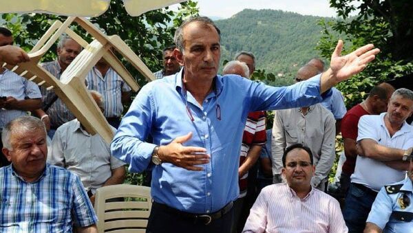 Trabzon'un Beşikdüzü Belediye Başkanı Orhan Bıçakçıoğlu - Sputnik Türkiye