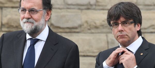 Mariano Rajoy Carles Puigdemont Barcelona Mariano Rajoy Carles Puigdemont Barcelona - Sputnik Türkiye