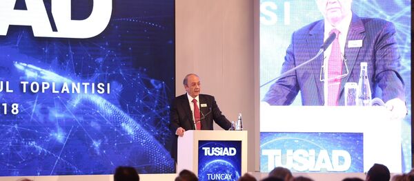 TÜSİAD Yüksek İstişare Konseyi Başkanı Tuncay Özilhan TÜSİAD Yüksek İstişare Konseyi Başkanı Tuncay Özilhan - Sputnik Türkiye