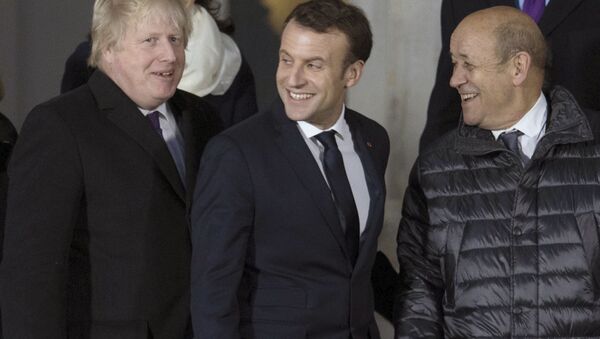 Boris Johnson, Emmanuel Macron, Laurent Fabius - Sputnik Türkiye