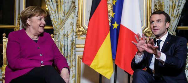 Fransa Cumhurbaşkanı Emmanuel Macron ile Almanya Başbakanı Angela Merkel - Sputnik Türkiye