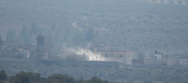 Afrin'e yönelik TSK bombardımanı - Sputnik Türkiye