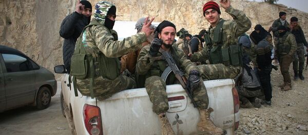 Sputnik, Azez'de ÖSO savaşçılarını görüntüledi - Sputnik Türkiye