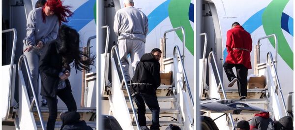 ABD'de yasa dışı göçmenler sınır dışı ediliyor - Sputnik Türkiye