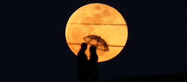 Süper Kanlı Mavi Ay Tutulması'ndan kareler - Sputnik Türkiye