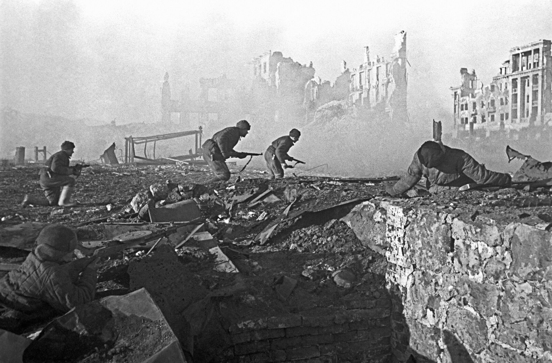 Stalingrad  Zaferinin 75. yıldönümü - Sputnik Türkiye, 1920, 19.11.2022