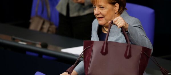Angela Merkel Bundestag Angela Merkel Bundestag - Sputnik Türkiye