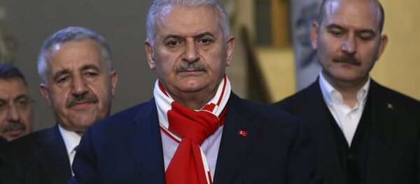 Başbakan Binali Yıldırım ve İçişleri Bakanı Süleyman Soylu - Sputnik Türkiye