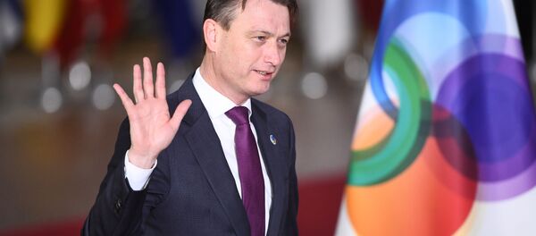 Putin'le görüştüğüne dair yalan söylediği için istifa eden Hollanda Dışişleri Bakanı Halbe Zijlstra - Sputnik Türkiye