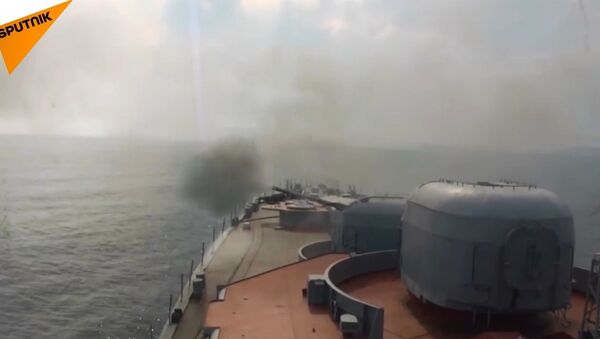 Rus denizaltısavar gemisinden Japon Denizi’nde füze atışları - Sputnik Türkiye