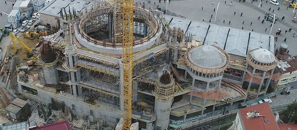 Taksim Camisi'nin kubbesi - Sputnik Türkiye