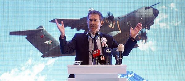 Milli Savunma Bakanı Nurettin Canikli - Sputnik Türkiye