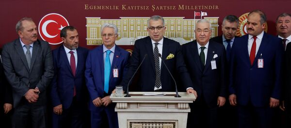 AK Partili Metin Külünk - Sputnik Türkiye