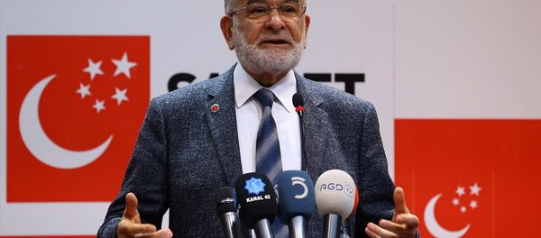 Saadet Partisi Genel Başkanı Temel Karamollaoğlu - Sputnik Türkiye