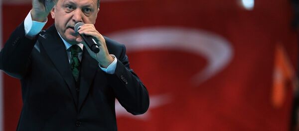 Cumhurbaşkanı ve AK Parti Genel Başkanı Recep Tayyip Erdoğan, Kahramanmaraş Spor Kompleksinde düzenlenen partisinin Kahramanmaraş 6. Olağan İl Kongresine katılarak konuşma yaptı. - Sputnik Türkiye