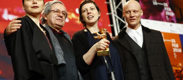 68. Berlinale'de en iyi film ödülünü kazanan Touch Me Not'ın yönetmeni Adina Pintilie - Sputnik Türkiye