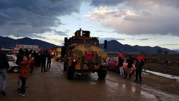 JÖH ve PÖH ekipleri, İslahiye ilçesinde kurulan İçişleri Bakanlığı Müşterek Görev Merkezinden yola çıktı. - Sputnik Türkiye