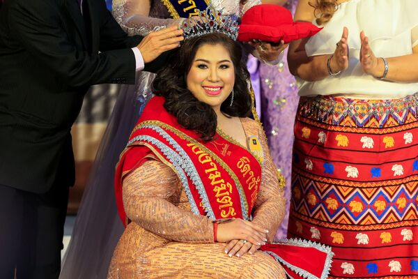 Tayland'da Miss Jumbo 2018 güzellik yarışması - Sputnik Türkiye