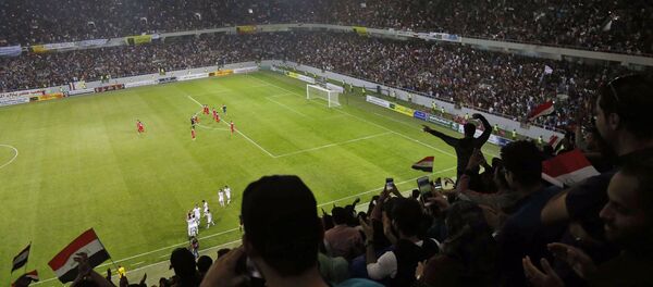 Irak Kerbela stadyumu Irak Suriye milli futbol takımları dostluk maçı 13 Kasım 2017 - Sputnik Türkiye